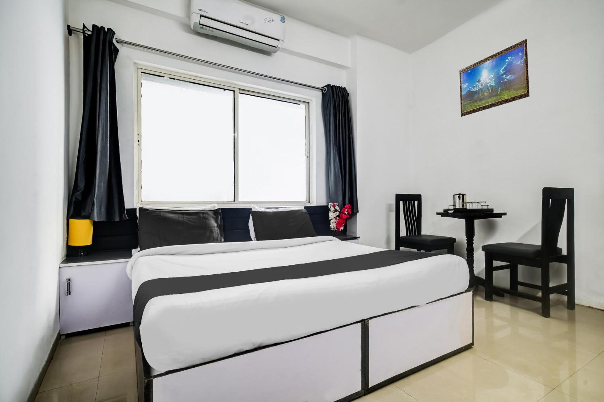 Super Hotel O Indraprasth Indore Esterno foto