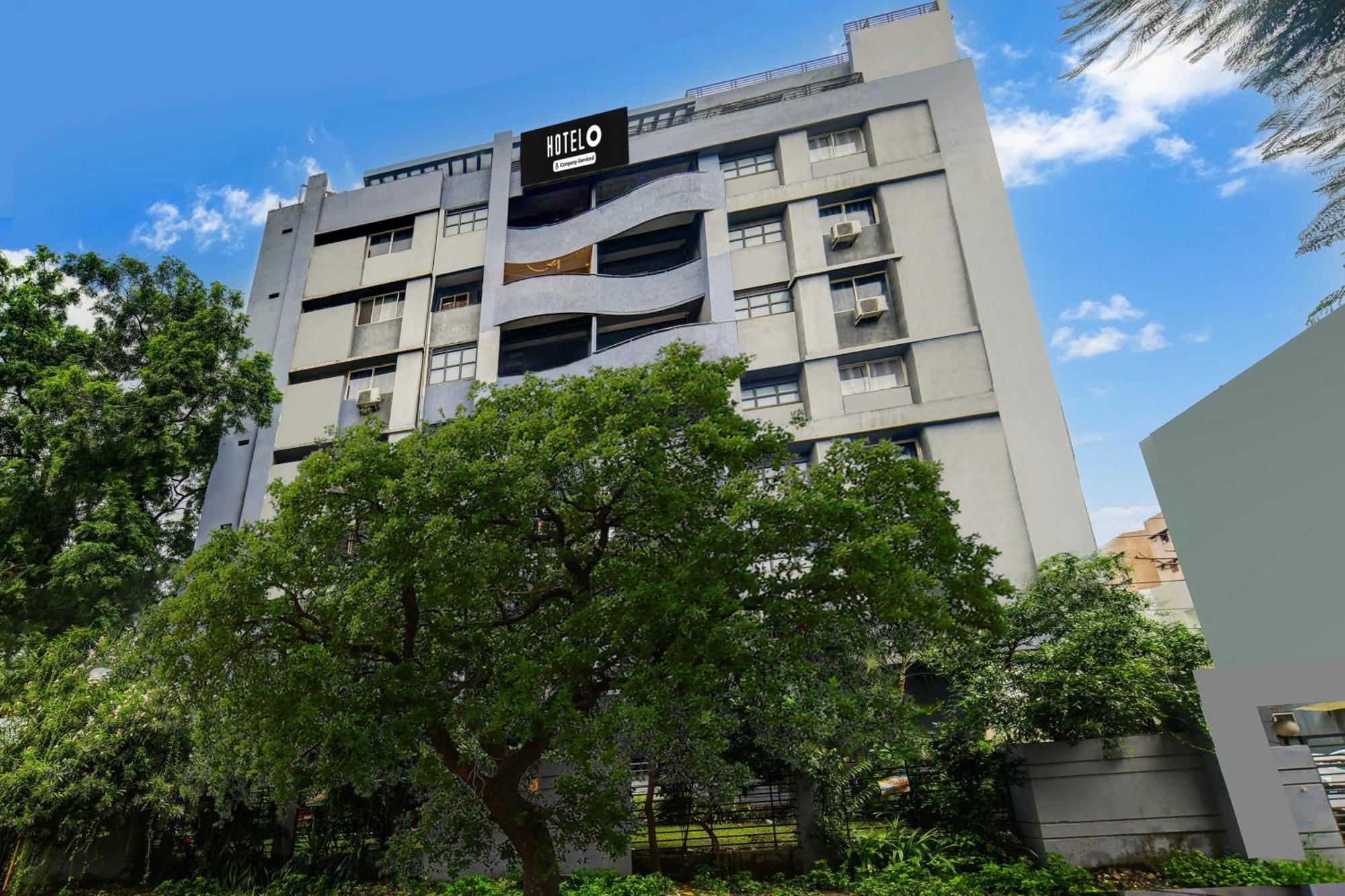 Super Hotel O Indraprasth Indore Esterno foto