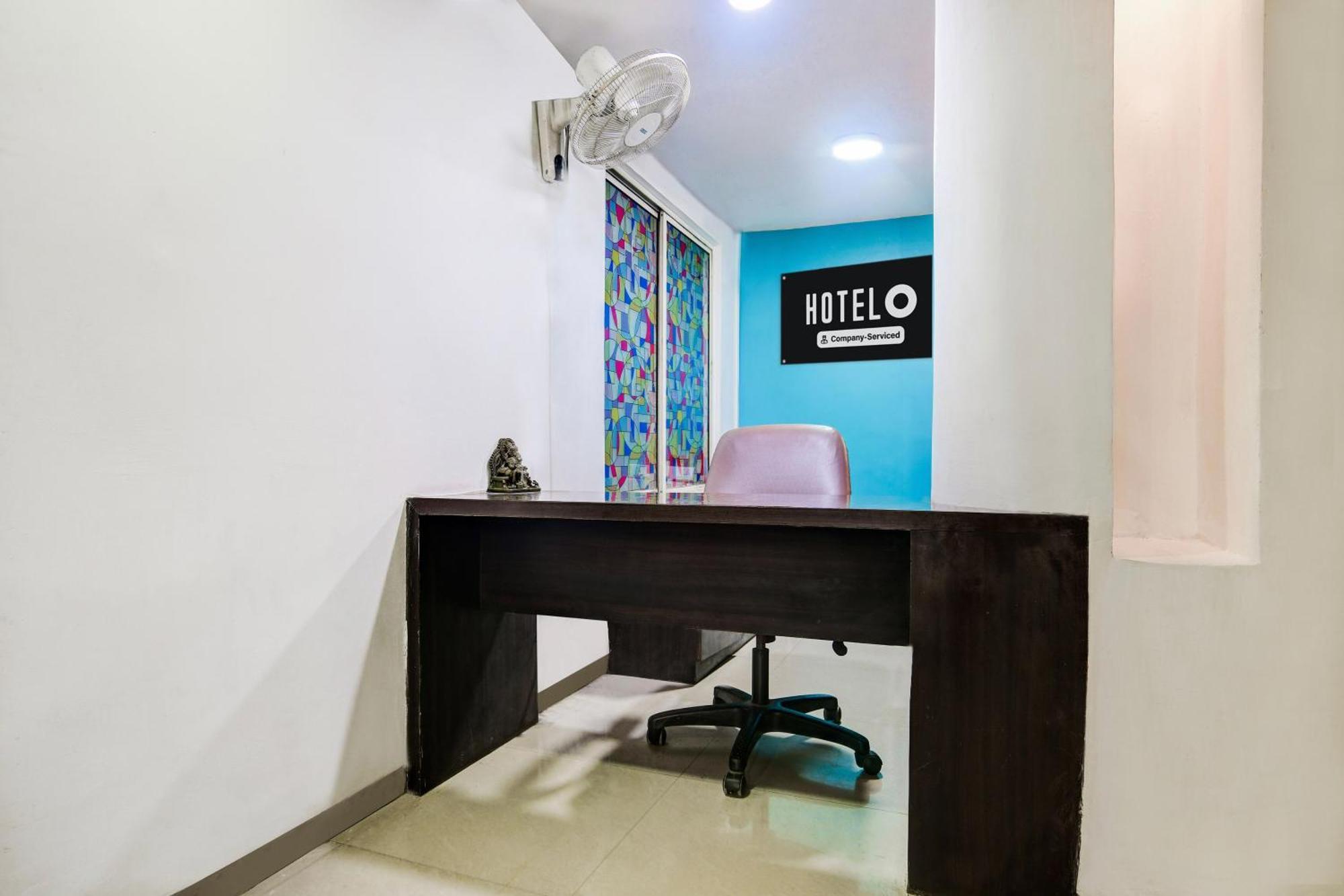 Super Hotel O Indraprasth Indore Esterno foto